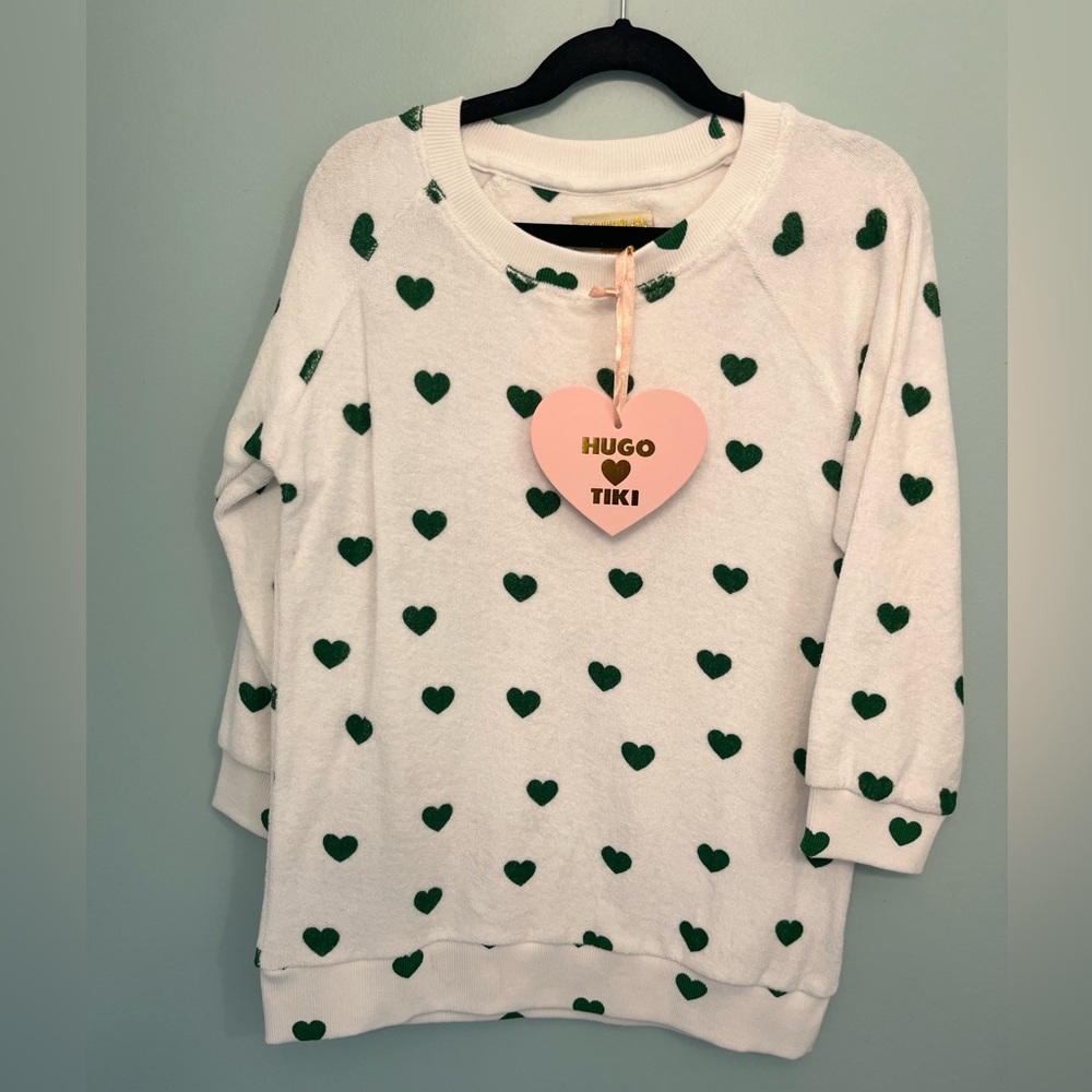 NEW Hugo Loves Tiki Green Hearts Sweatshirt Size 8